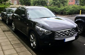 Infiniti FX30dS-01ccup