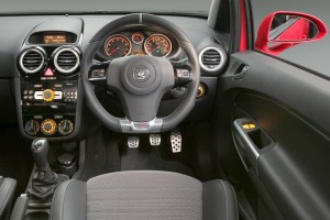 Vauxhall-Corsa_VXR_2008_800x600_wallpaper_03