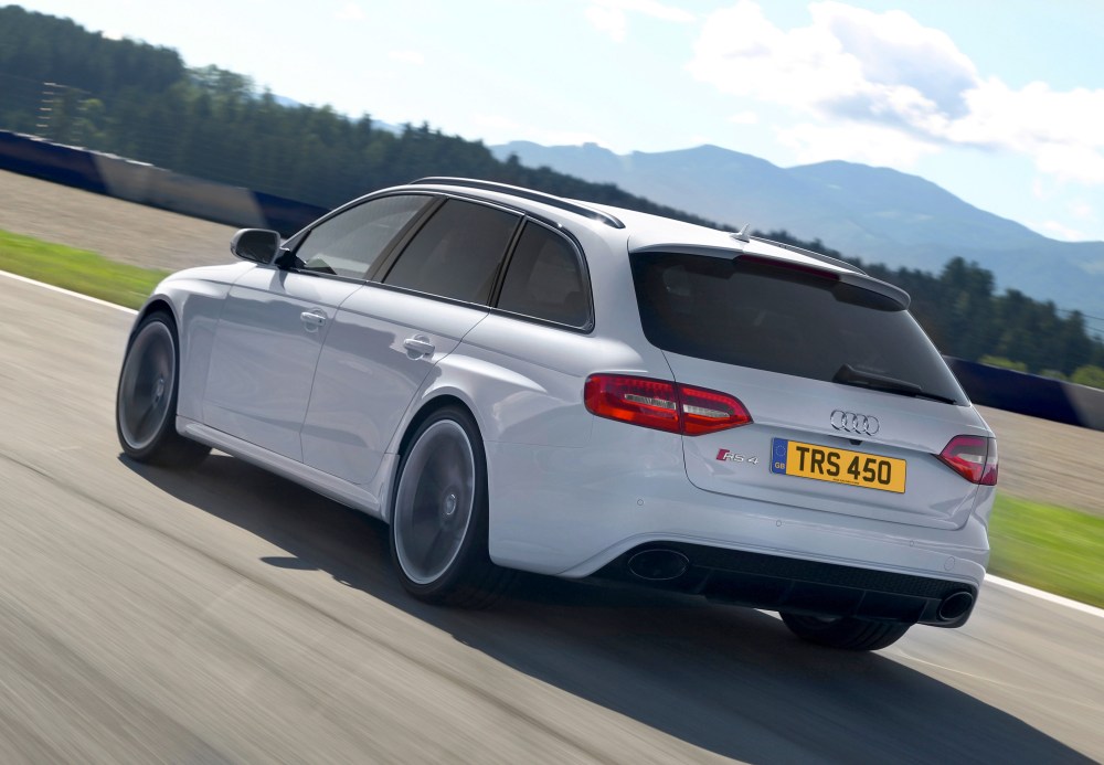 You've got to love the squared off rear wheel arches.