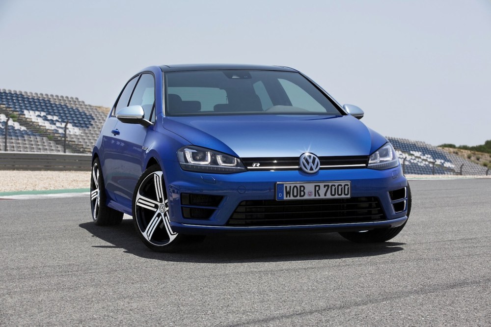 2014 VW Golf R 001