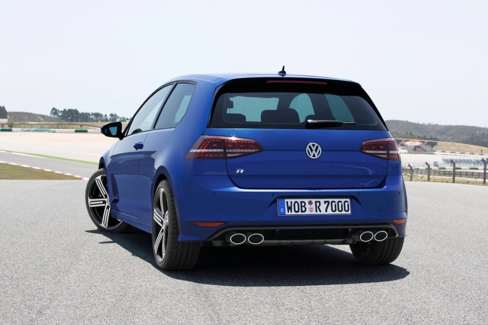 2014 VW Golf R 002