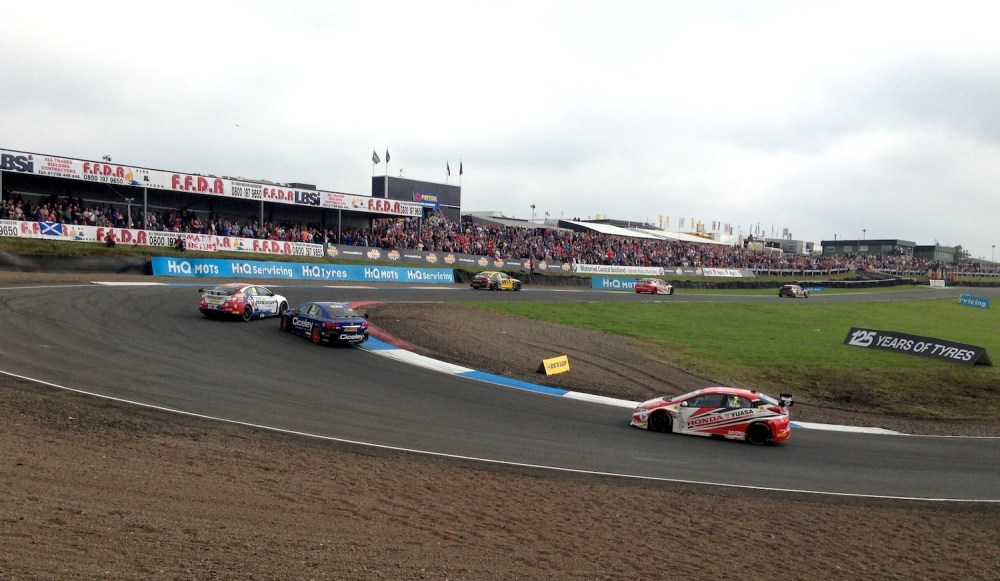 Morgan gives Plato a helping hand through Taylor's Hairpin.