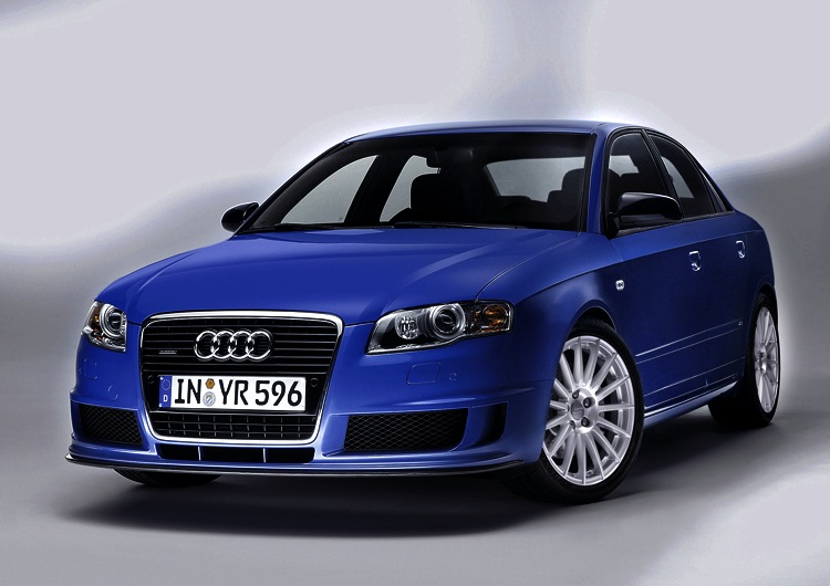 Audi A4 DTM Edition 001