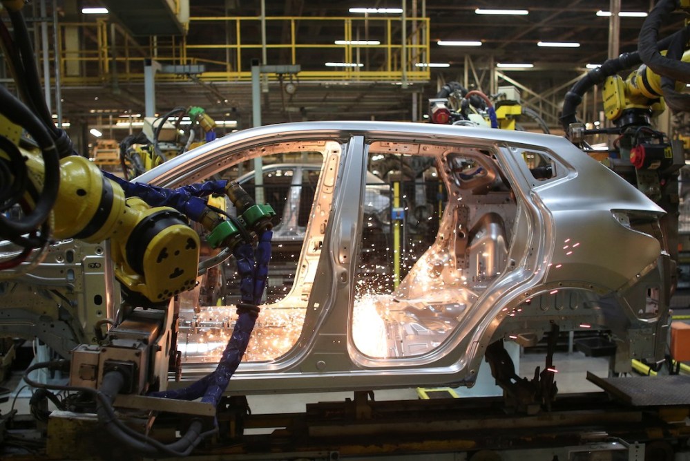 2014 Nissan Qashqai Production 001