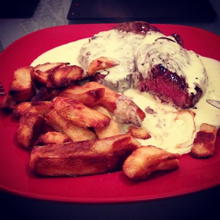 You wouldn't dare eat this behind the wheel, would you?