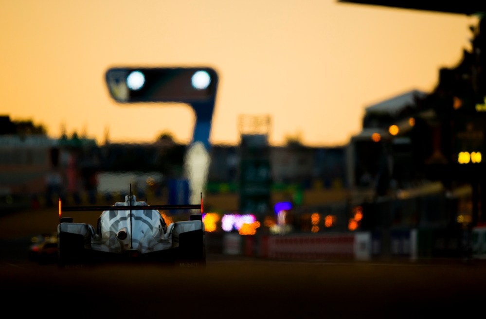 Porsche 919 Hybrid, Porsche Team: Romain Dumas, Neel Jani, Marc Lieb