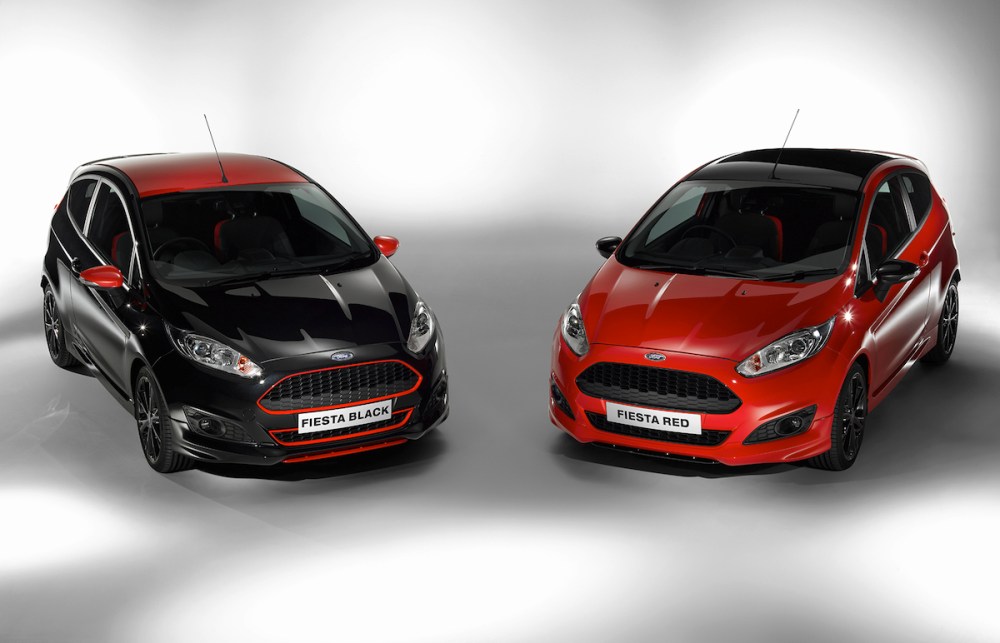 Ford Fiesta Red : Black Edition 001