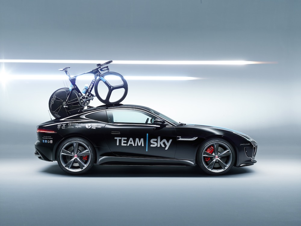 2014 Jaguar F-Type R Team Sky S20C 02
