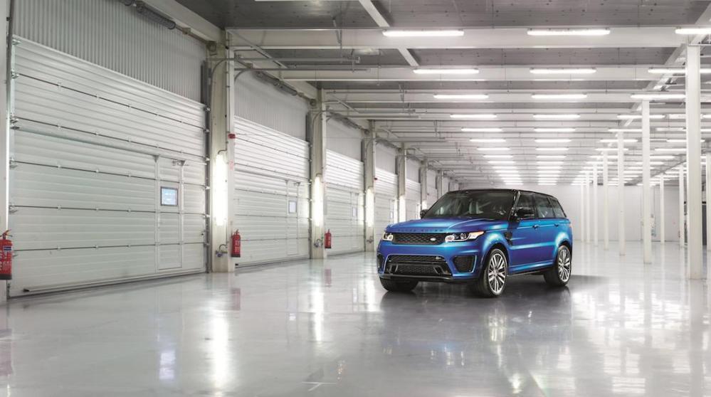 2015 Range Rover Sport SVR 003