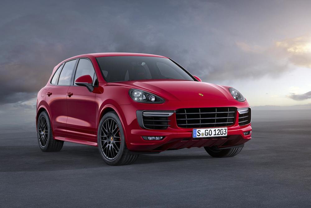 2015 Porsche Cayenne GTS 001