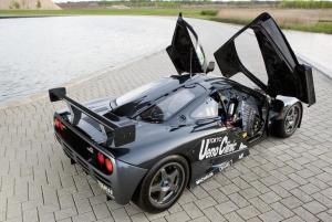 1995 McLaren F1 GTR Ueno Clinic 01