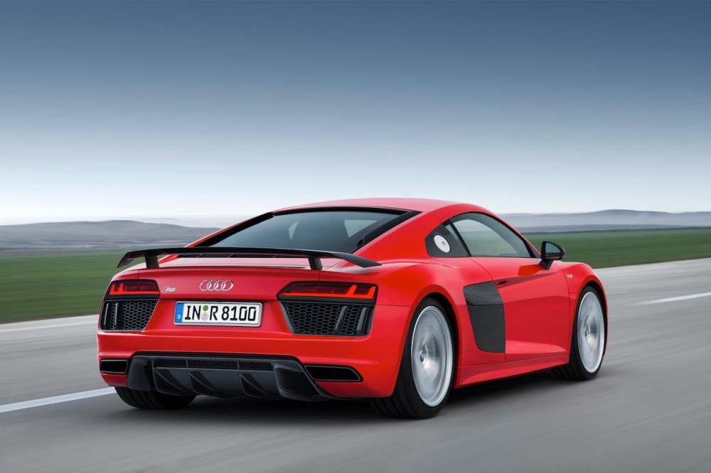 2015 New Audi R8 V10 Plus