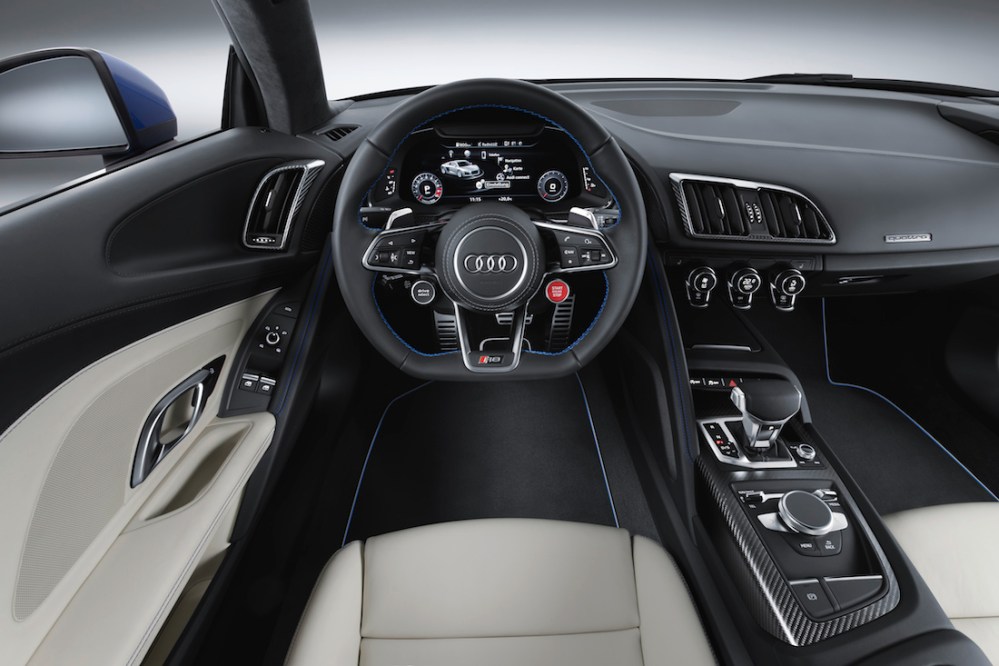 2015 New Audi R8 V10 Interior
