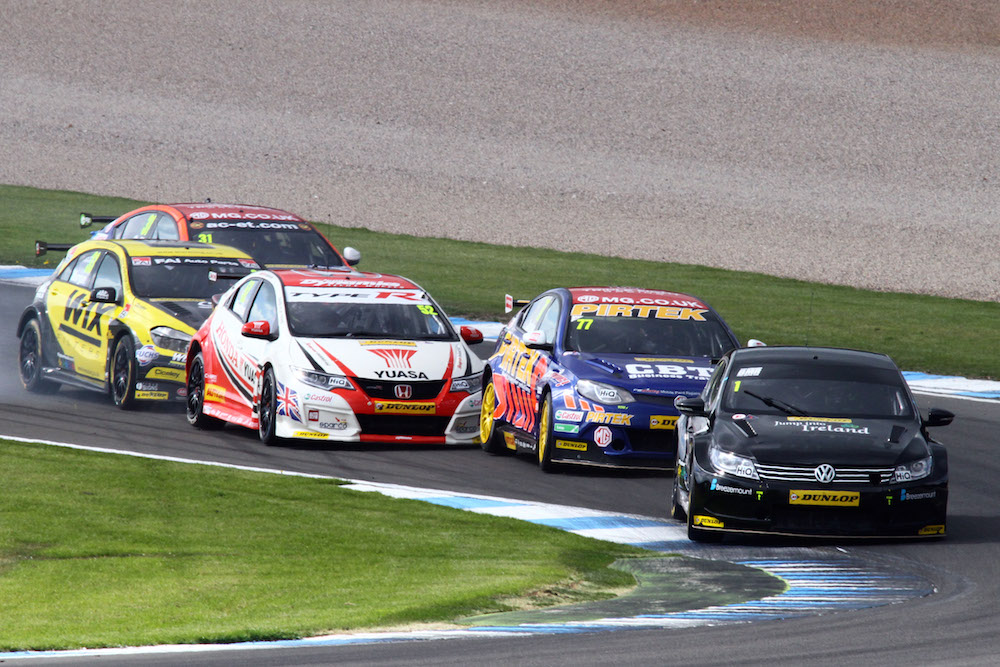 2015 BTCC Donington Park Race 2 004
