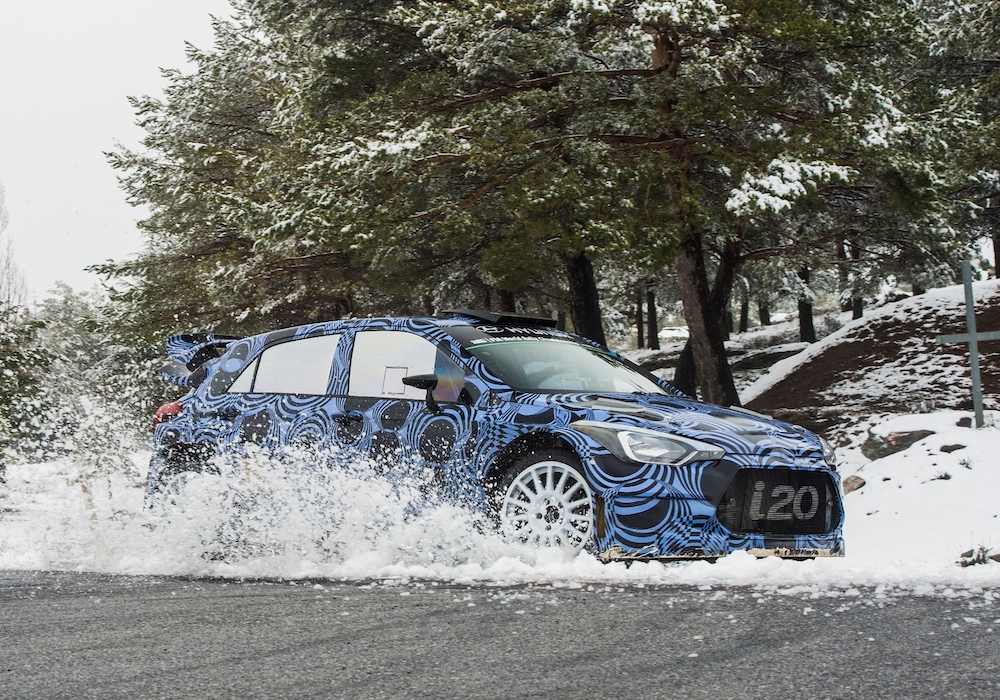 2016 Hyundai i20 WRC 002