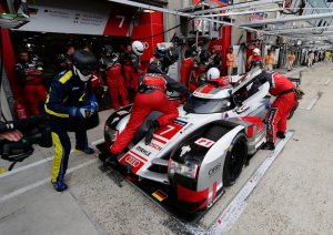 2015 Le Mans Race Audi R18 e-tron quattro
