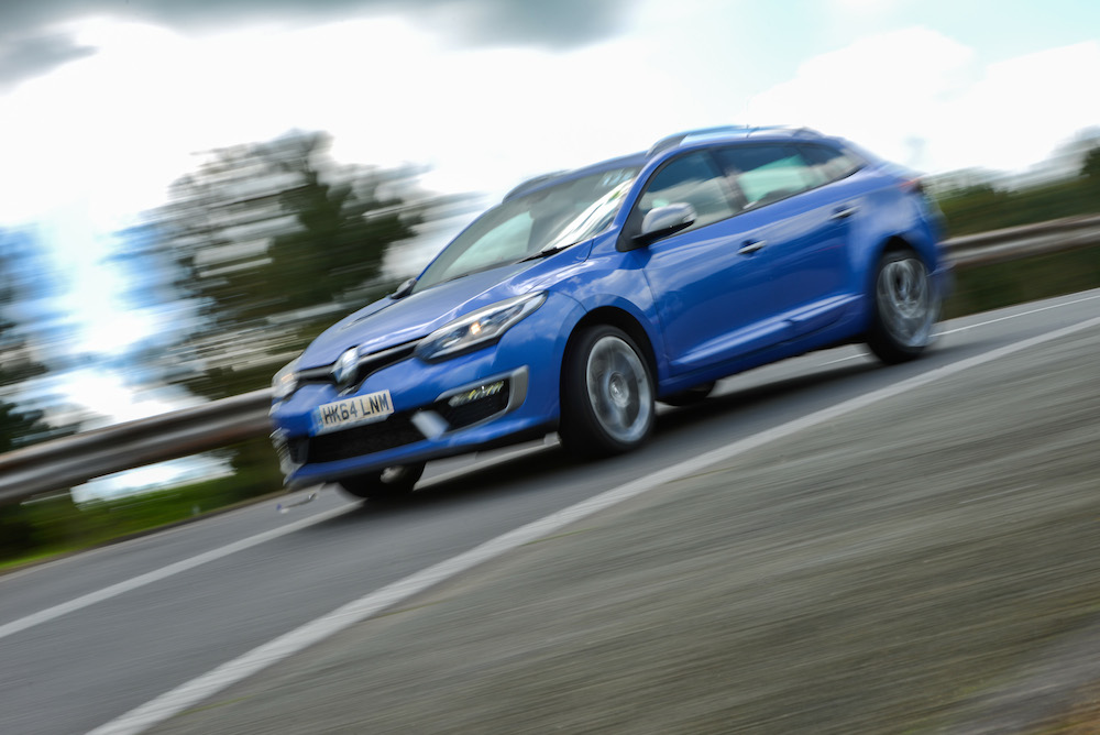 (C) SMMT 2015 Renault Mégane Sport Tourer GT 220 004