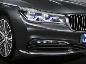 2016 BMW 7 Series G11-G12 007