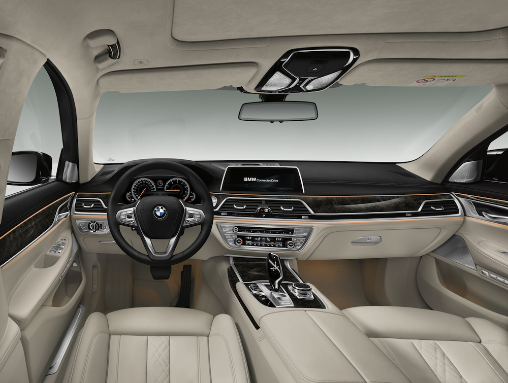 2016 BMW 7 Series G11-G12 Interior 005