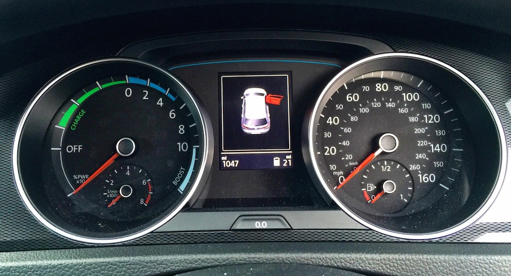 2015 Volkswagen Golf GTE