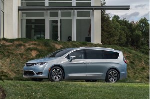 2017 Chrysler Pacifica Hybrid