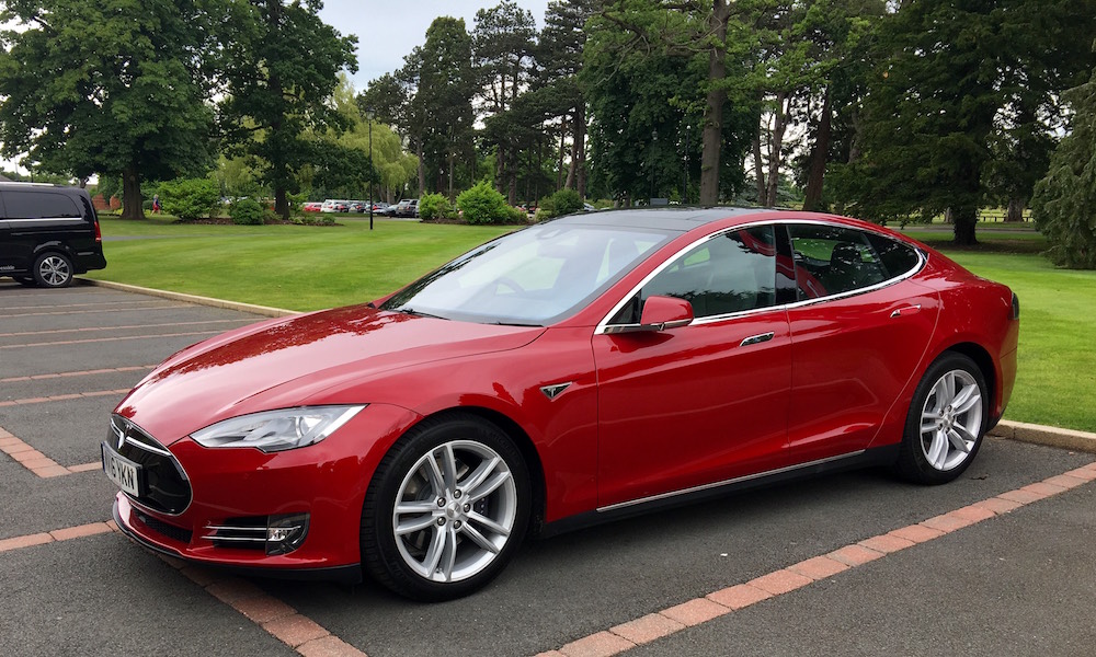 2016 Tesla Model S 90D