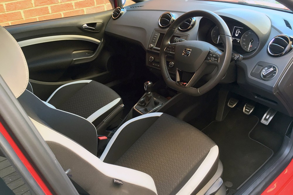 2016 SEAT Ibiza Cupra Black Interior