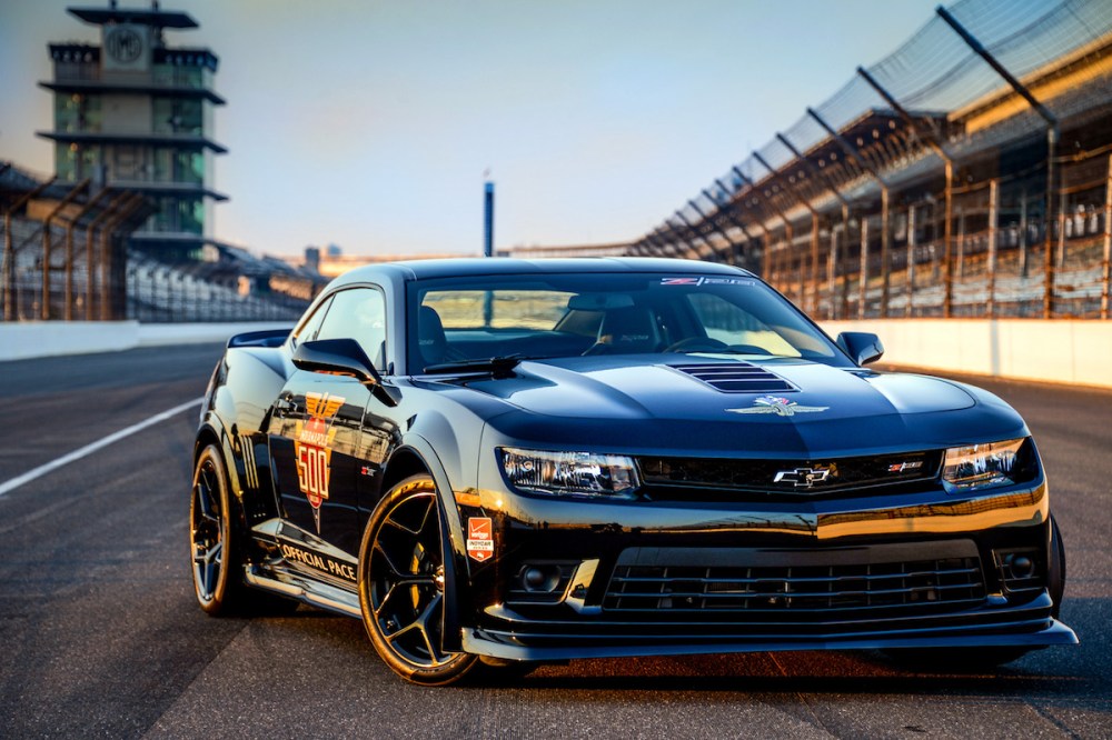 2014 Chevrolet Camaro Z/28 Indy 500 Pace Car (C) Chevrolet