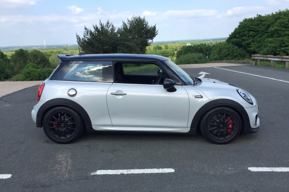 2017 MINI John Cooper Works Challenge