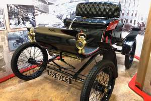 1903 Oldsmobile Curved Dash