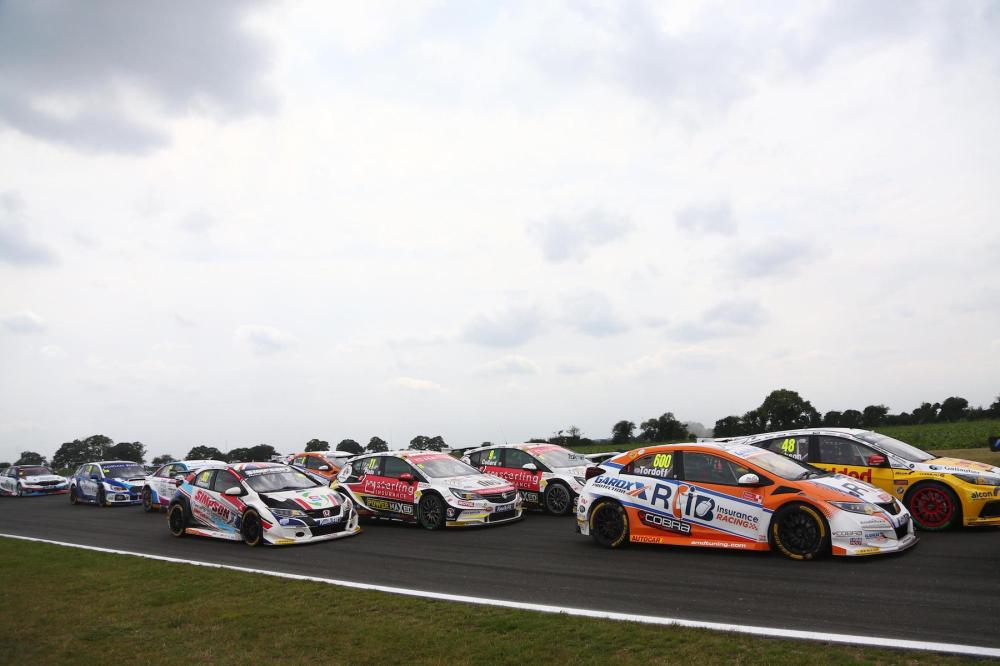 BTCC 2019 Snetterton Highlights