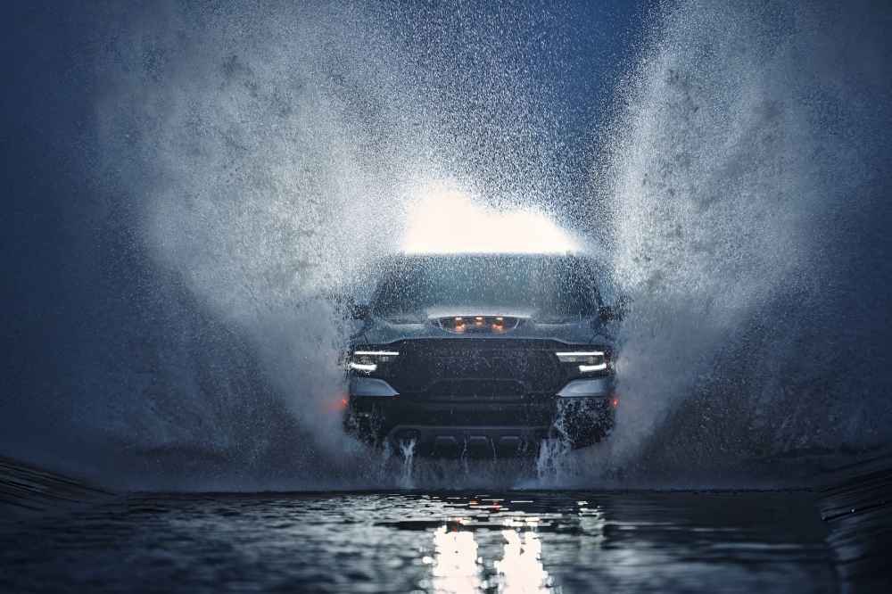 Hennessey Mammoth 6x6 TRX