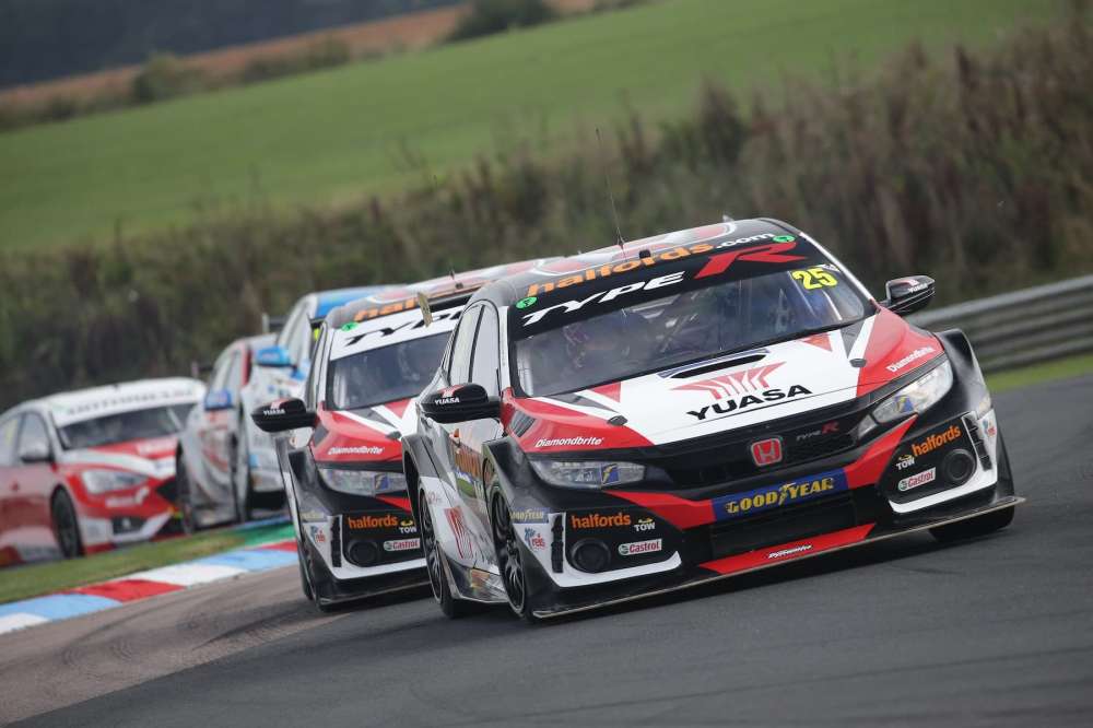 BTCC 2020 Thruxton Highlights