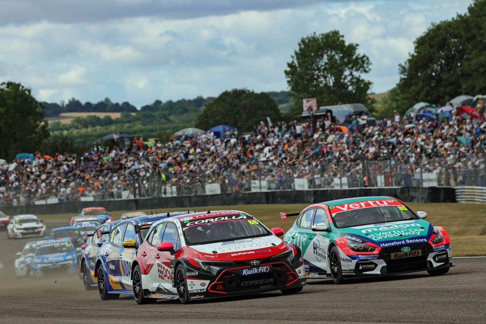 BTCC 2026 Thruxton Highlights