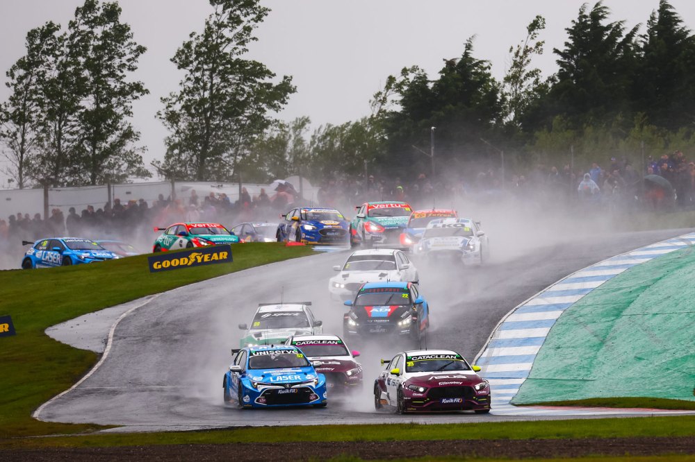 BTCC 2026 Knockhill Highlights Recap